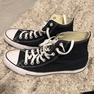 Black Converse